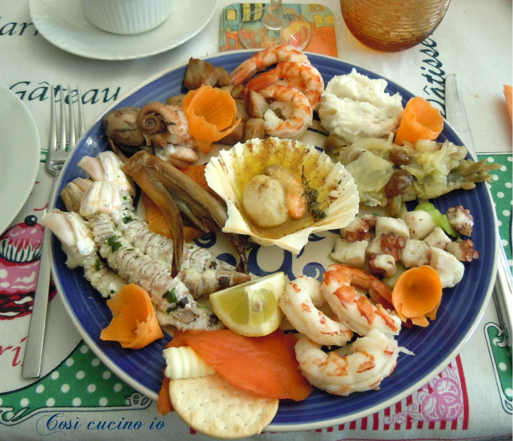 Antipasti antipasto di pesce 10 gusti